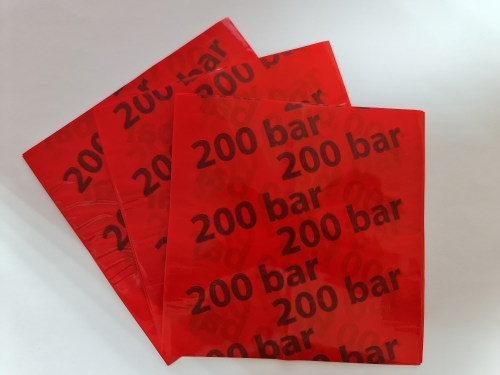 Plomby czerwone z nadrukiem 200 bar..png